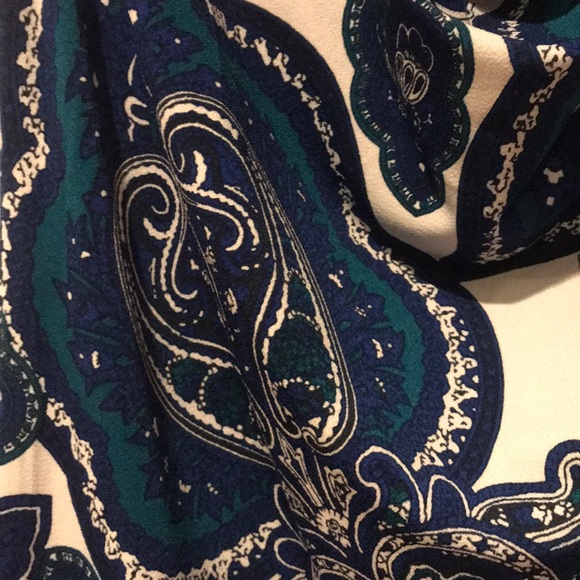 Ann Taylor Cowl neck sleeveless top - Picture 2 of 6